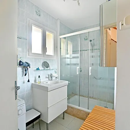 3 Bedroom In Mazan
