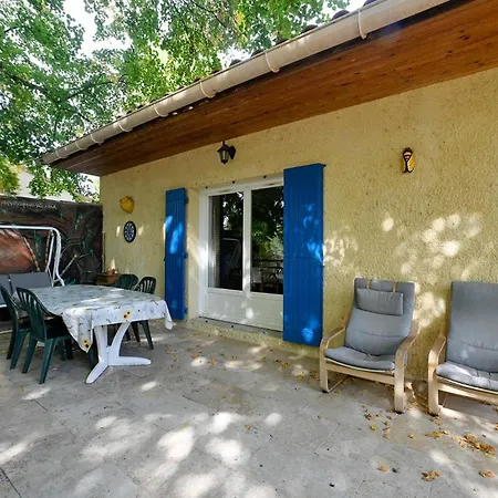 3 Bedroom In Holiday home Mazan